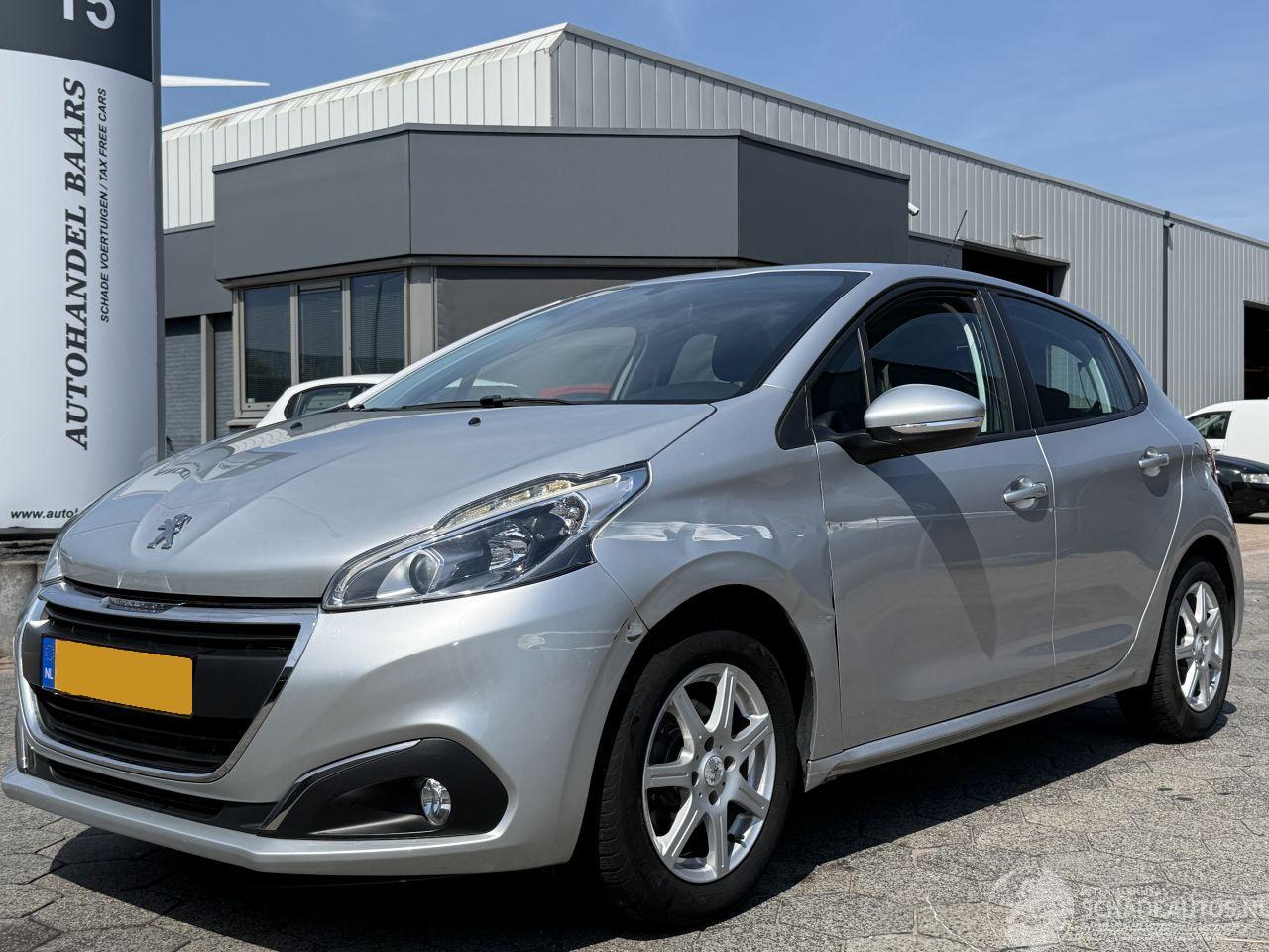 Peugeot 208 1.2 PureTech Blue Lion