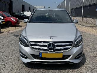 Mercedes B-klasse 180 Ambition AUTOMAAT picture 2
