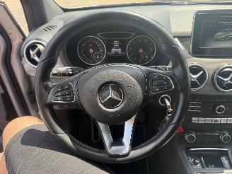 Mercedes B-klasse 180 Ambition AUTOMAAT picture 17