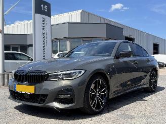 Vaurioauto  passenger cars BMW 3-serie 330e High Executive AUTOMAAT 2020/4