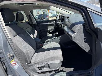 Volkswagen Golf 1.5 AUTOMAAT eHybrid Life Edition picture 13