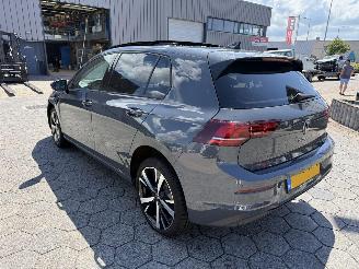Volkswagen Golf 1.5 AUTOMAAT eHybrid Life Edition picture 6