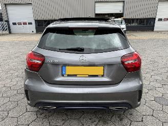 Mercedes A-klasse Automaat Panoramadak 180 Ambition picture 9