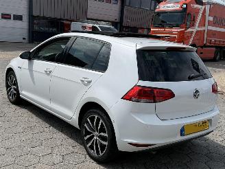 Volkswagen Golf 1.2 TSI Comfortline PANO picture 6
