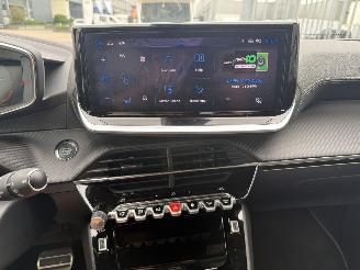 Peugeot e-2008 EV GT 54 kWh picture 20