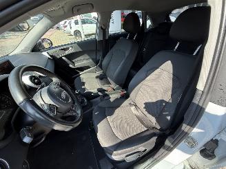 Audi A1 Sportback 1.2 TFSI Pro Line S picture 11