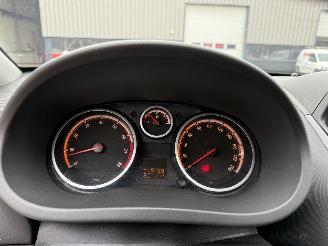 Opel Corsa 1.4-16V Cosmo picture 22