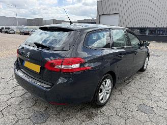 Peugeot 308 SW 1.2 PureTech Active picture 4