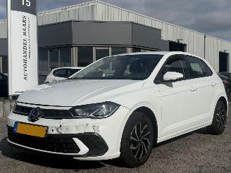Coche accidentado Volkswagen Polo 1.0 TSI Life Business 2023/6