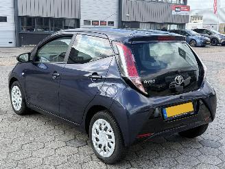 Toyota Aygo 1.0 VVT-i x-nav picture 8