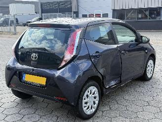 Toyota Aygo 1.0 VVT-i x-nav picture 5