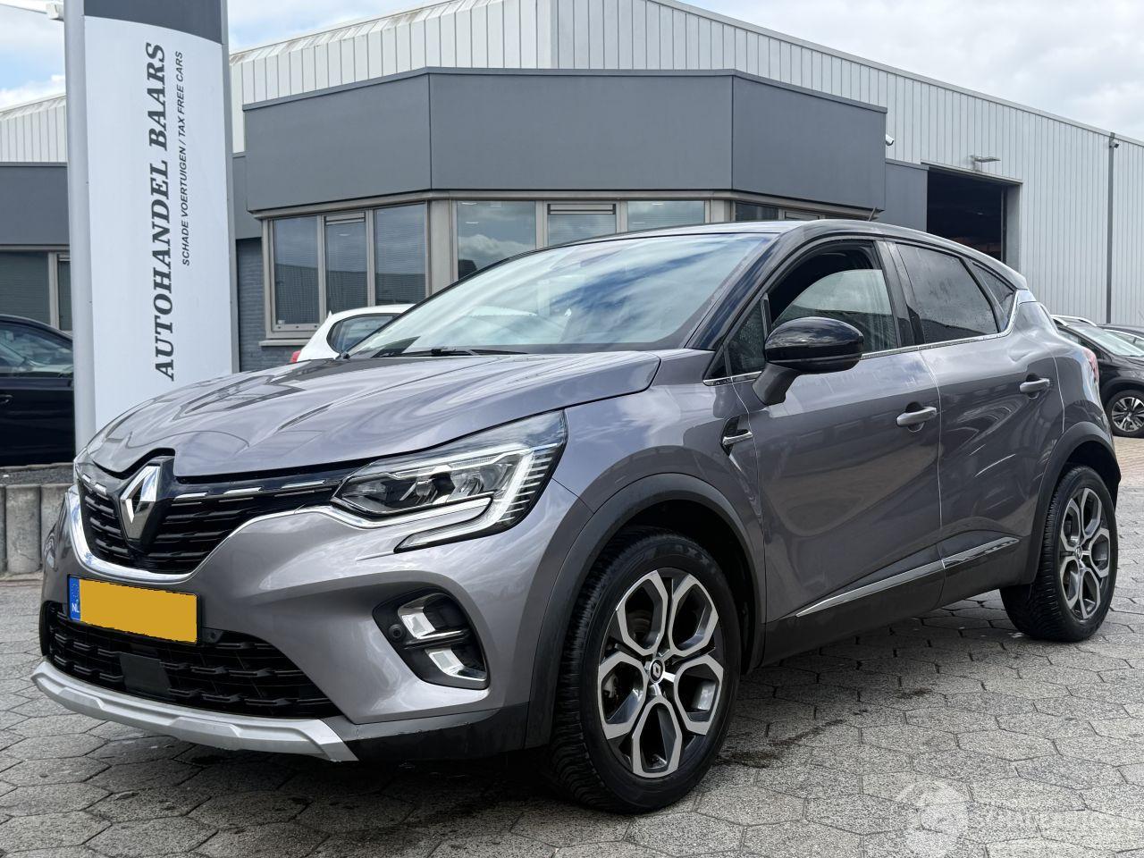 Renault Captur 1.3 TCe 140 Intens
