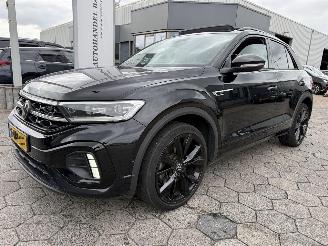Damaged car Volkswagen T-Roc 1.5 Panoramadak TSI R-Line Business 2023/2