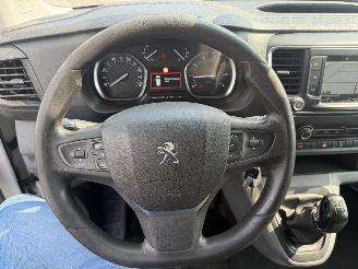 Peugeot Expert 226S 1.6 BlueHDI 95 Premium picture 14