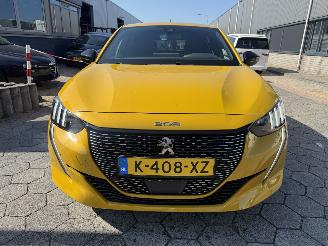 Peugeot 208 1.2 PureTech GT picture 2