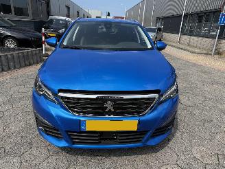 Peugeot 308 SW 1.2 PureTech Blue Lease Allure picture 2