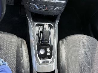 Peugeot 308 SW 1.2 PureTech Blue Lease Allure picture 19