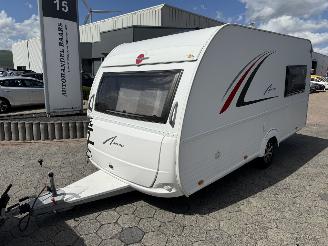 Vaurioauto  caravans Burstner  AVERSO 2013/7