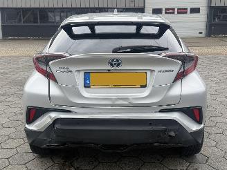 Toyota CH-R 1.8 Hybrid Premium picture 5