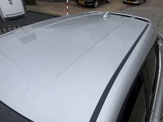 Toyota CH-R 1.8 Hybrid Premium picture 11