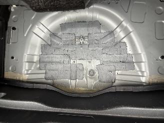 Toyota CH-R 1.8 Hybrid Premium picture 8