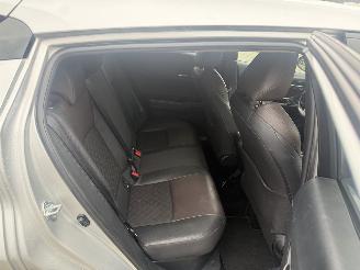 Toyota CH-R 1.8 Hybrid Premium picture 12
