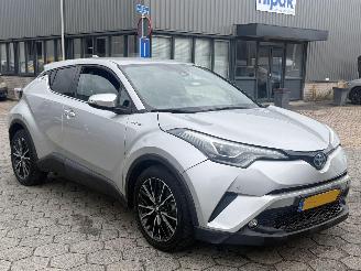 Toyota CH-R 1.8 Hybrid Premium picture 3