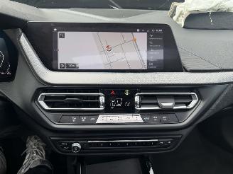 BMW 1-serie 118i M AUTOMAAT PANO picture 22