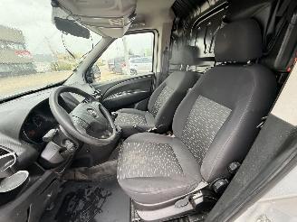 Opel Combo 1.6 CDTi L2H1 Sport picture 17