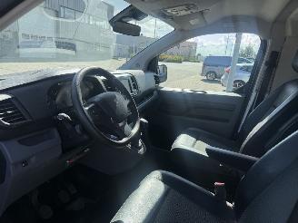 Peugeot Expert 2.0 BlueHDI 120 Standard Premium picture 14
