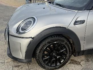 Mini Cooper 1.5 Cooper Camden Edition AUTOMAAT picture 8