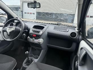 Peugeot 107 1.0-12V Millesim 200 picture 11