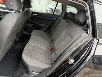 Volkswagen Golf Variant 1.0 eTSI Life Business picture 12