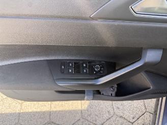 Volkswagen Polo 1.0 TSI R-Line Business picture 16