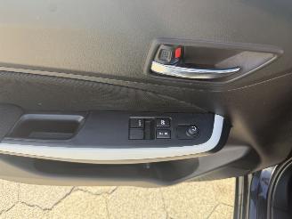 Suzuki Swift 1.2 Comfort Smart Hybrid picture 14