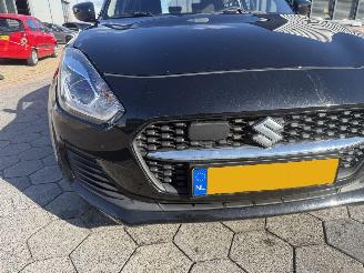 Suzuki Swift 1.2 Comfort Smart Hybrid picture 11