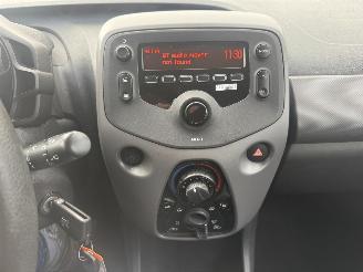 Peugeot 108 1.0 e-VTi Active picture 16
