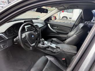 BMW 3-serie 320i Executive AUTOMAAT picture 13