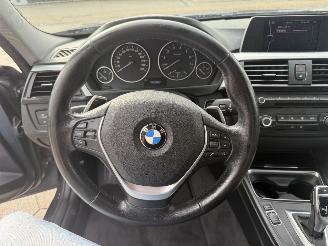 BMW 3-serie 320i Executive AUTOMAAT picture 16