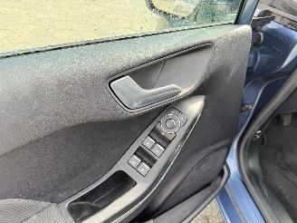 Ford Fiesta 1.0 EcoBoost Titanium picture 9