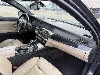 BMW 5-serie Touring 523i High Executive picture 17
