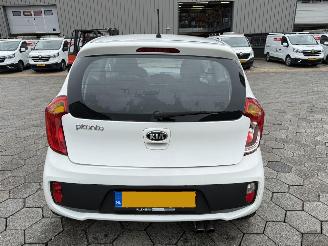 Kia Picanto 1.0 CVVT Airco picture 6