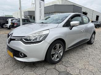 Avarii autoturisme Renault Clio 1.5 dCi ECO Expression 2013/1