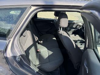 Ford Focus Wagon 1.0 EcoBoost Edition picture 12