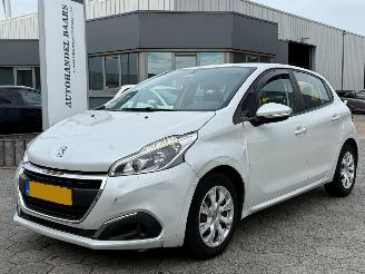 Peugeot 208 1.2 PureTech Active picture 1