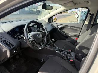 Ford Focus Wagon 1.0 Trend Edition picture 15