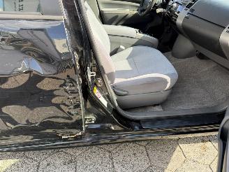 Toyota Prius 1.5 VVT-i picture 10