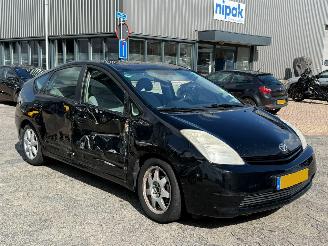 Toyota Prius 1.5 VVT-i picture 3