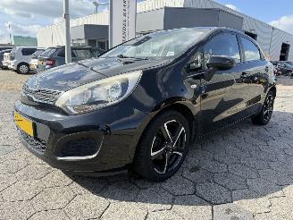 Avarii autoturisme Kia Rio 1.2 CVVT Comfort Pack 2012/6