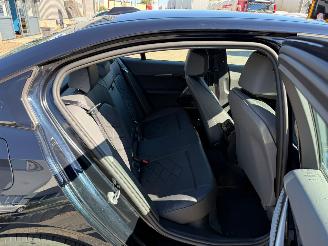 BMW 5-serie 530e picture 13